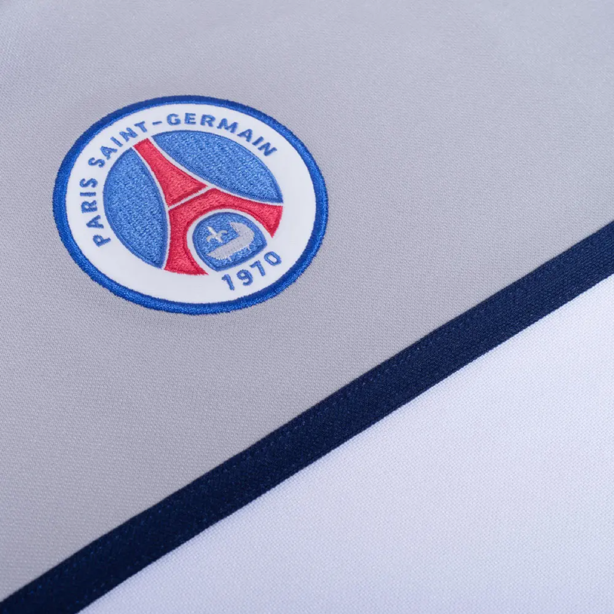 2000-01 Paris Saint-Germain FC Away Shirt