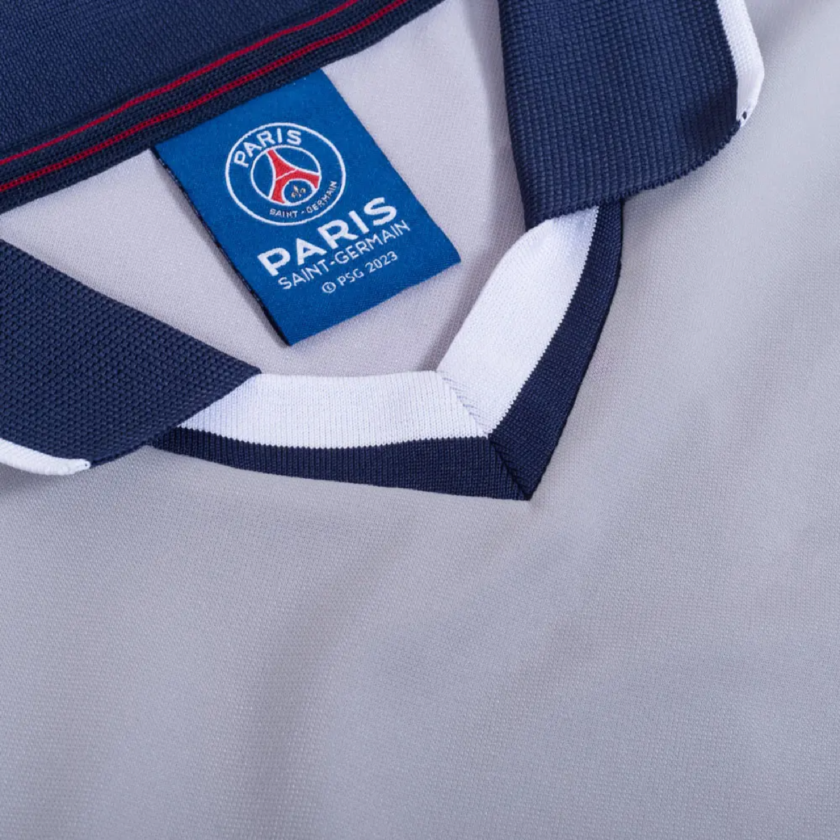 2000-01 Paris Saint-Germain FC Away Shirt