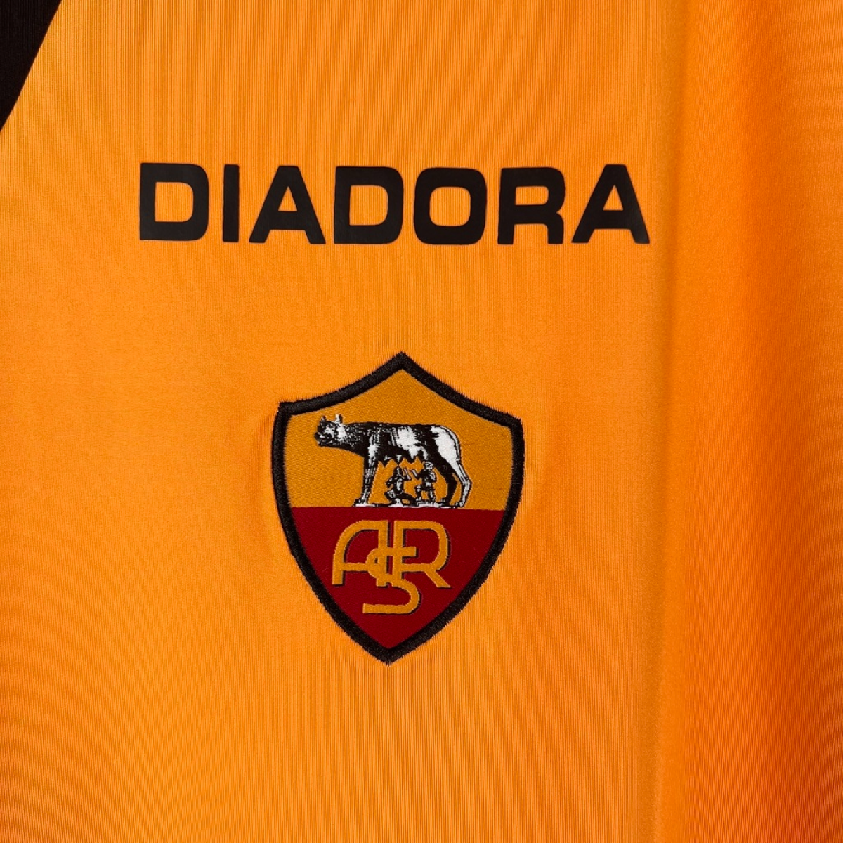 2005-06 AS Roma Home Shirt