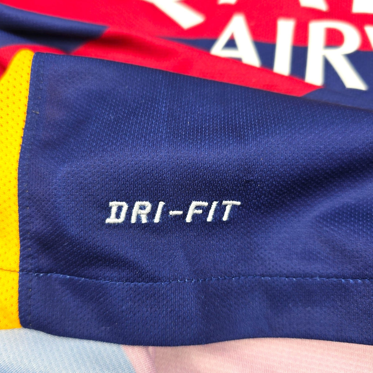2015-16 FC Barcelona Home Shirt