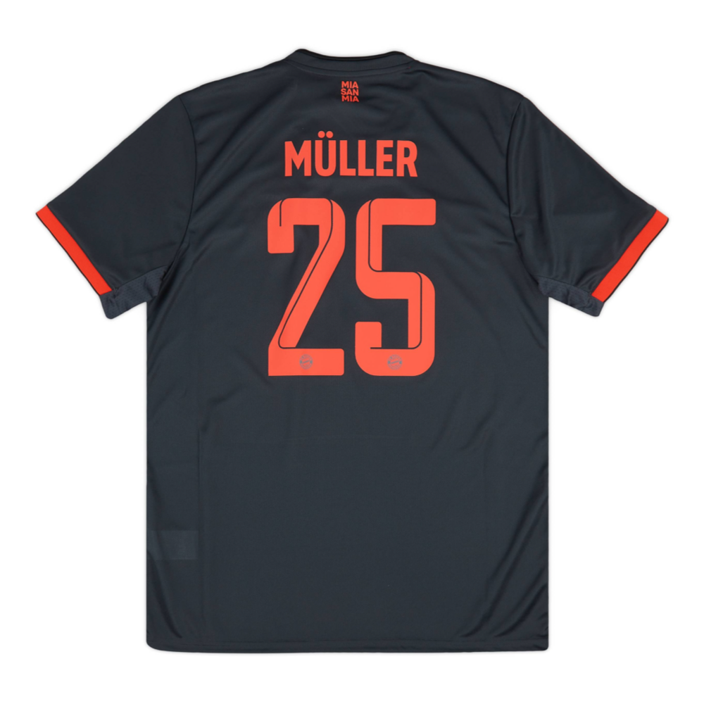2022-23 FC Bayern München Away Kit