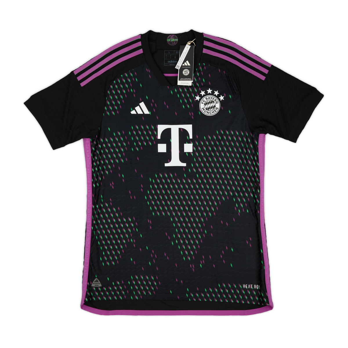2023-24 FC Bayern München Away Shirt