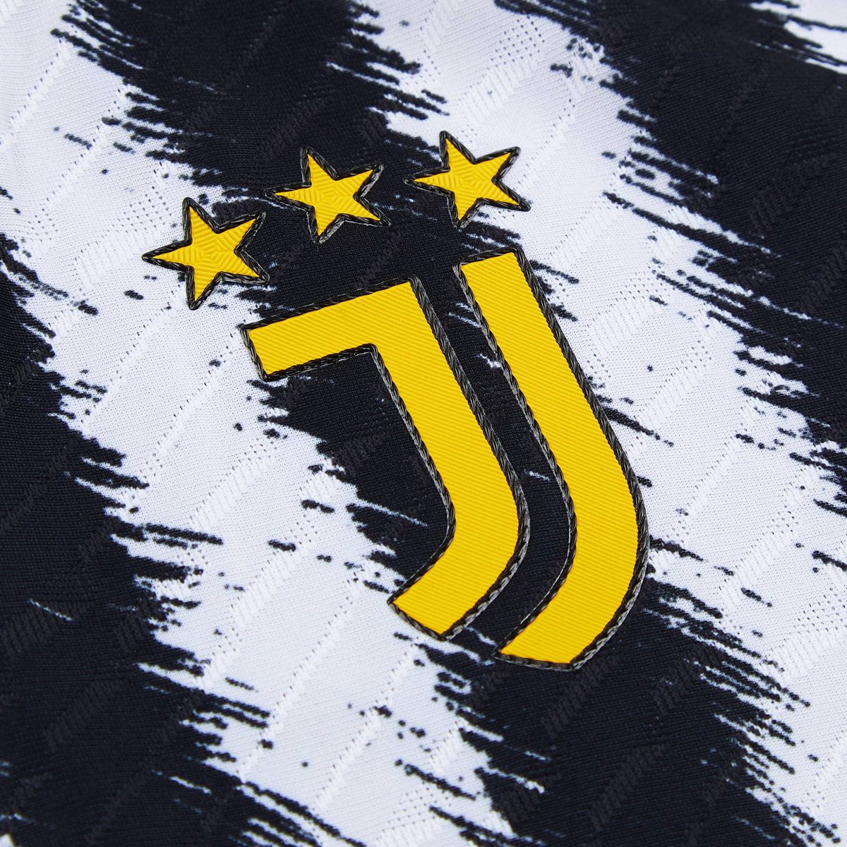 2023-24 Juventus FC Home Shirt