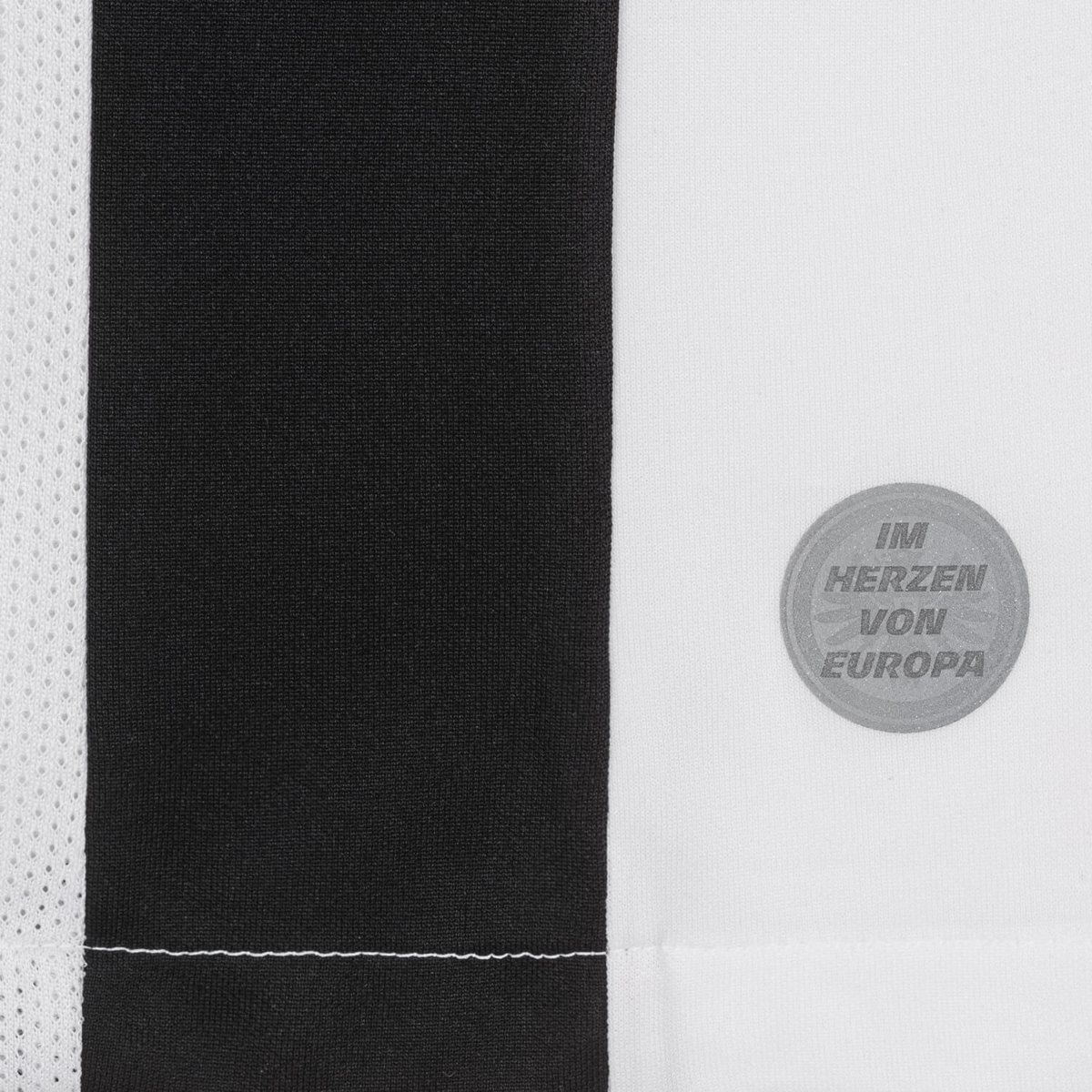2024-25 Eintracht Frankfurt Home Shirt