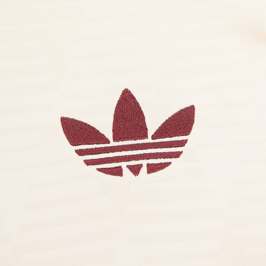 2024-25 FC Bayern München Away Shirt
