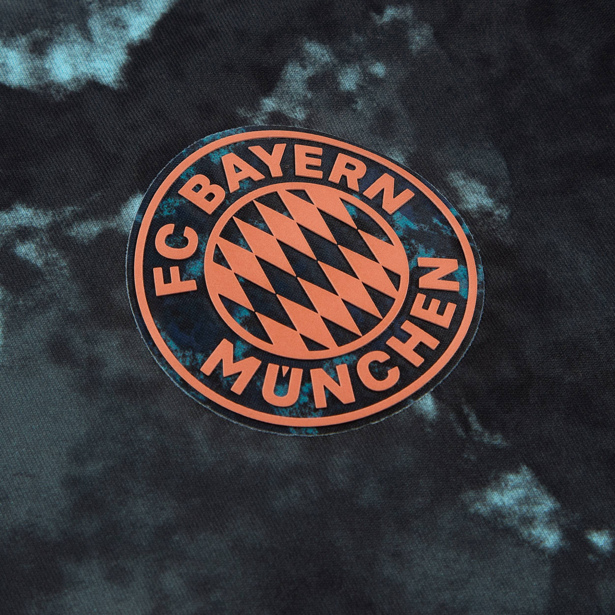 2024-25 FC Bayern München Third Shirt